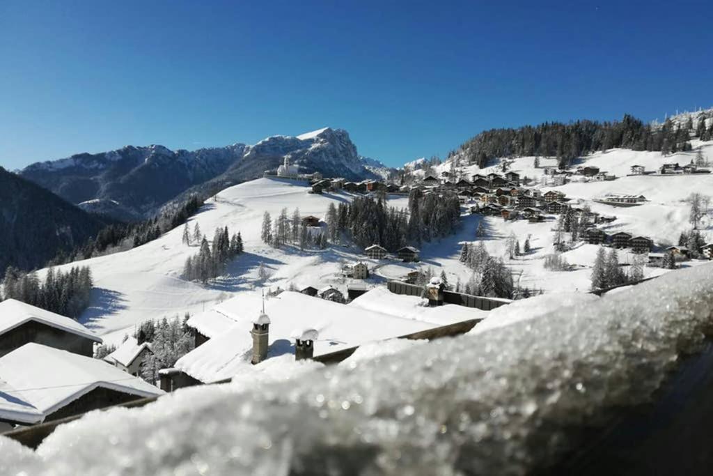 La Majon Apartment Colle Santa Lucia Luaran gambar